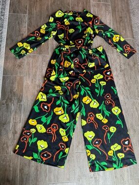 Vintage 70’s Flutterbye Black Floral Wide-Leg Pants and Top Bright Floral